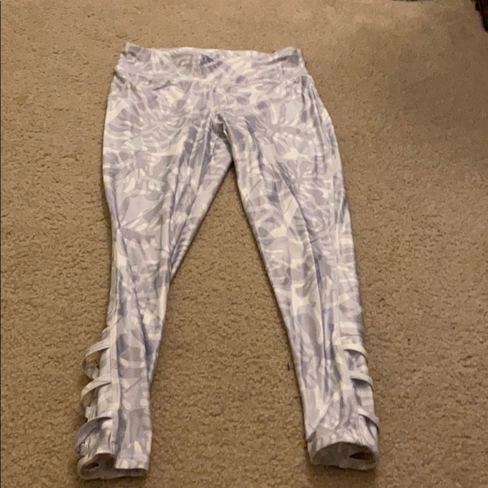white and grey workout leggings